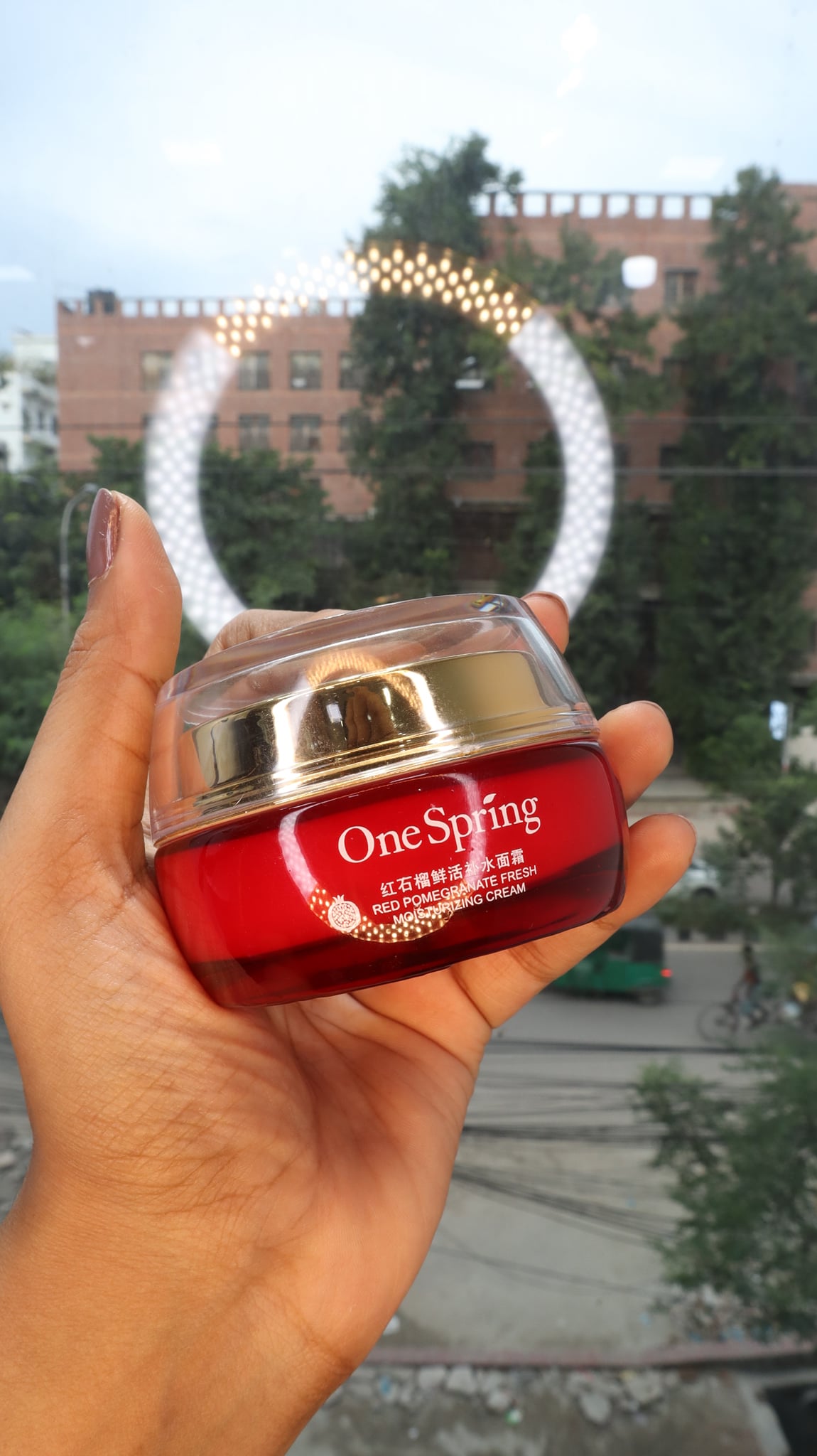 One Spring Natural Red Pomegranate Essence Face Cream