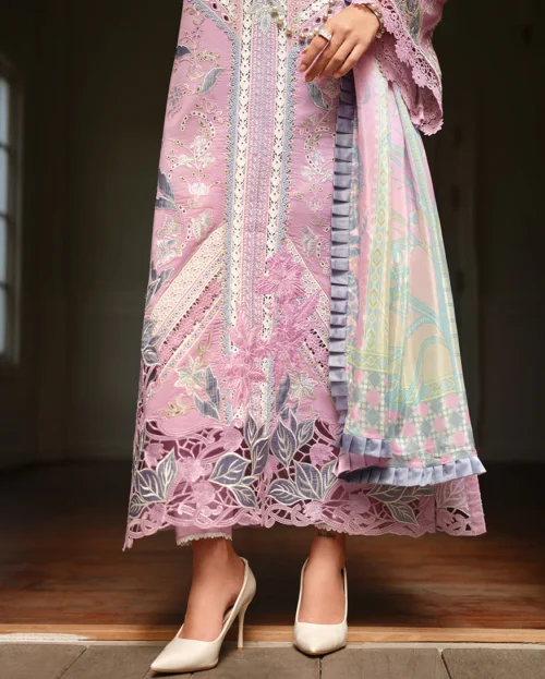 AMOI LUXURY LAWN   Endless Love