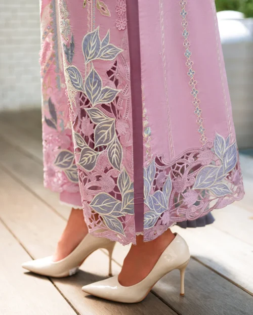 AMOI LUXURY LAWN   Endless Love