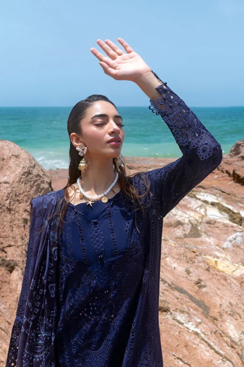 LOST IN WAVES PREMIUM LAWN A-202