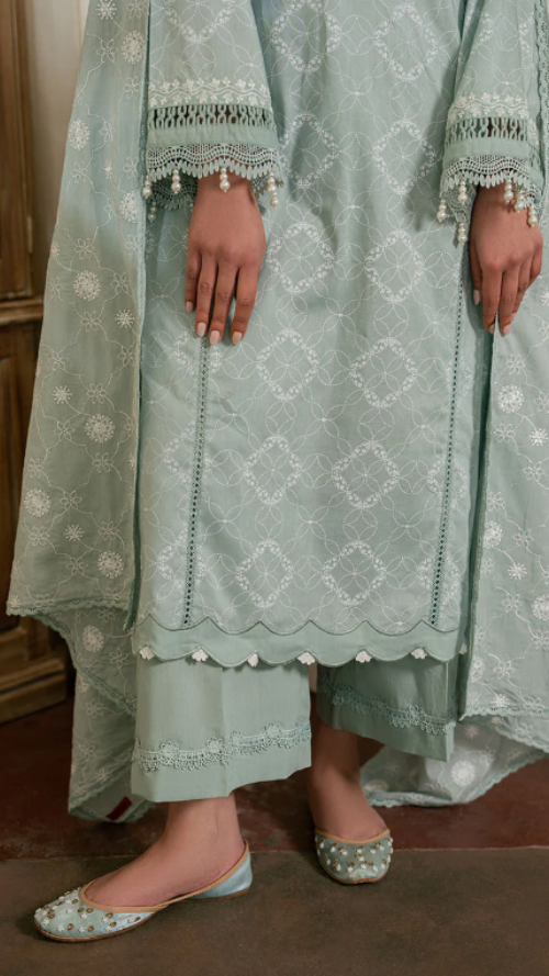 MAHIRI BY CROSS STITCH D-06 SAGE REVERIE