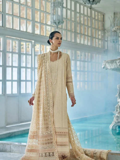 3A (10) SOBIA NAZIR LUXURY LAWN D-3A