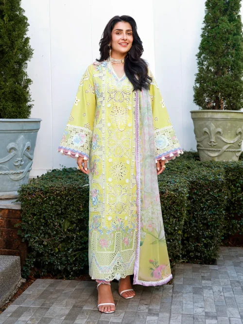 AMOI LUXURY LAWN     Tender Whisper