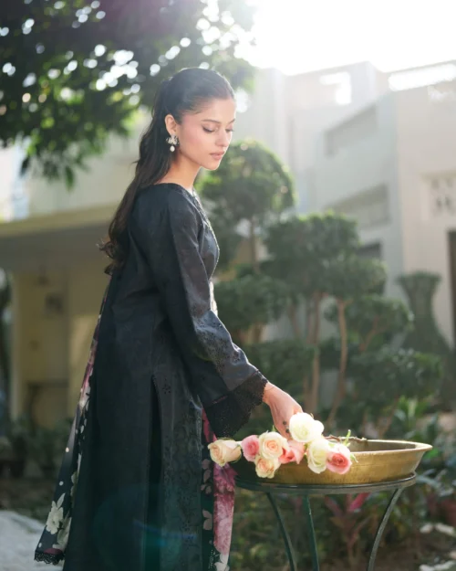 SUMMER LINES PRINT KARI-SABLE