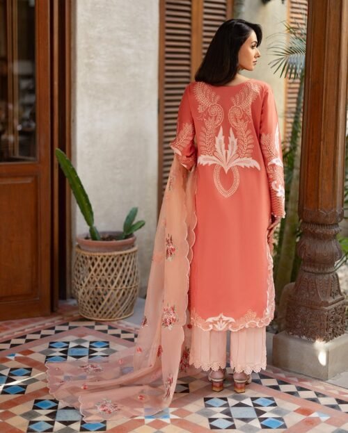 MUSHQ ASTORIA FESTIVE LAWN -     Avienne