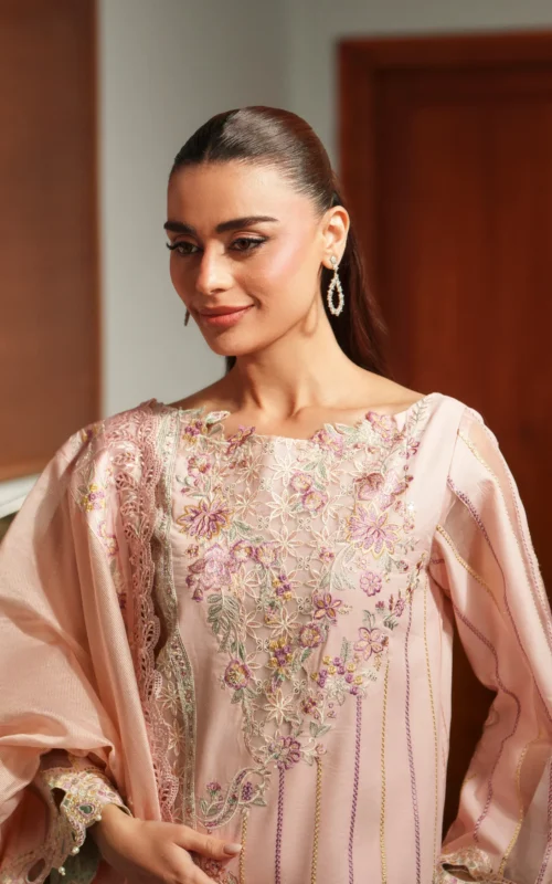 Crimson Courage VUL26-08