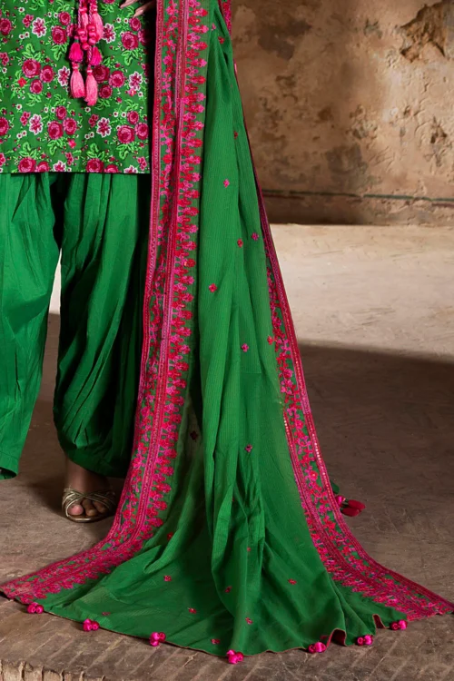 Embroidered-Lawn-Dupatta-Embroidered-Printed-Lawn-Shirt-Dyed-Trouser-Gulahmed-DN-62029-Duppata ๐๐ฎ๐ฅ ๐๐ก๐ฆ๐๐โ๐๐ข๐ญ๐ญ๐ข ๐๐ข ๐๐ก๐ฎ๐ฌ๐ก๐๐จ๐จ|๐๐ฎ๐ฆ๐ฆ๐๐ซ ๐๐๐ฐ๐ง'๐6