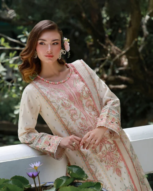 21143_3 URBANE EMBROIDERED - CAMELLIA