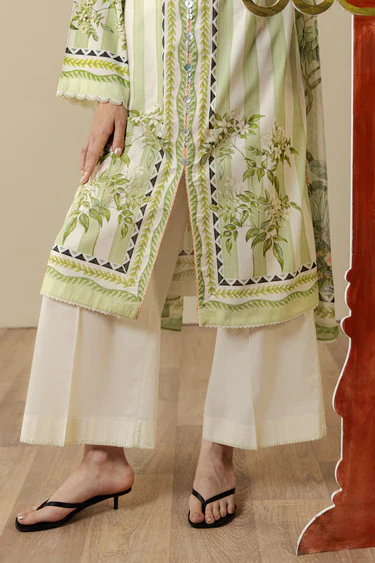 5_dc08927f-1007-4246-a8e7-5734dbb05637 COCO BY ZARA SHAHJAHAN PRINTS DROP 1A-NERINE