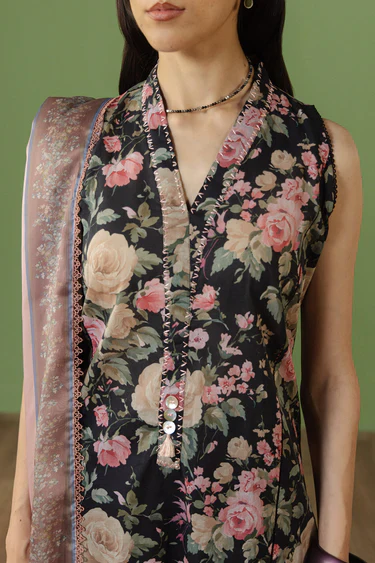 7B (4) COCO BY ZARA SHAHJAHAN PRINTS DROP 7B-AURELIA
