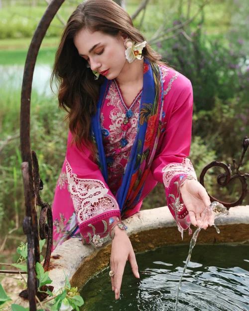 HUNSS260407U (5) The Secret Garden | Lawn '26 Bloomveil