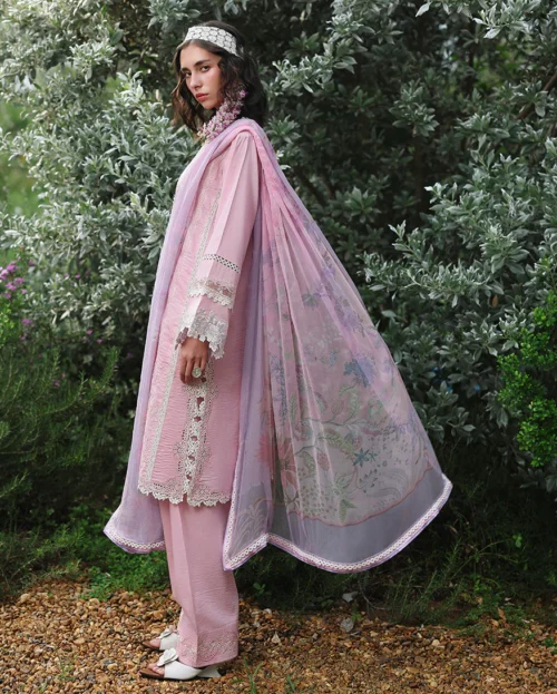 HUNSS260410U (3) The Secret Garden | Lawn '26 Rosewood Secret
