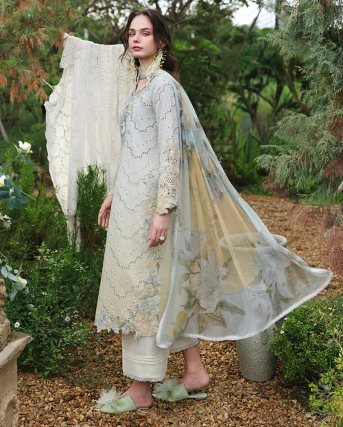 HUNSS260411U (5) The Secret Garden | Lawn '26 Ivory Botanica