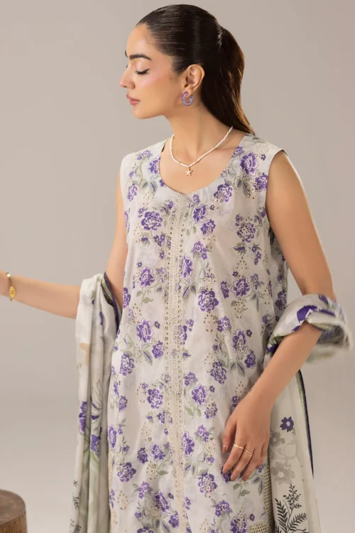 UMANG EMBROIDERED LAWN 6135-HAZEL